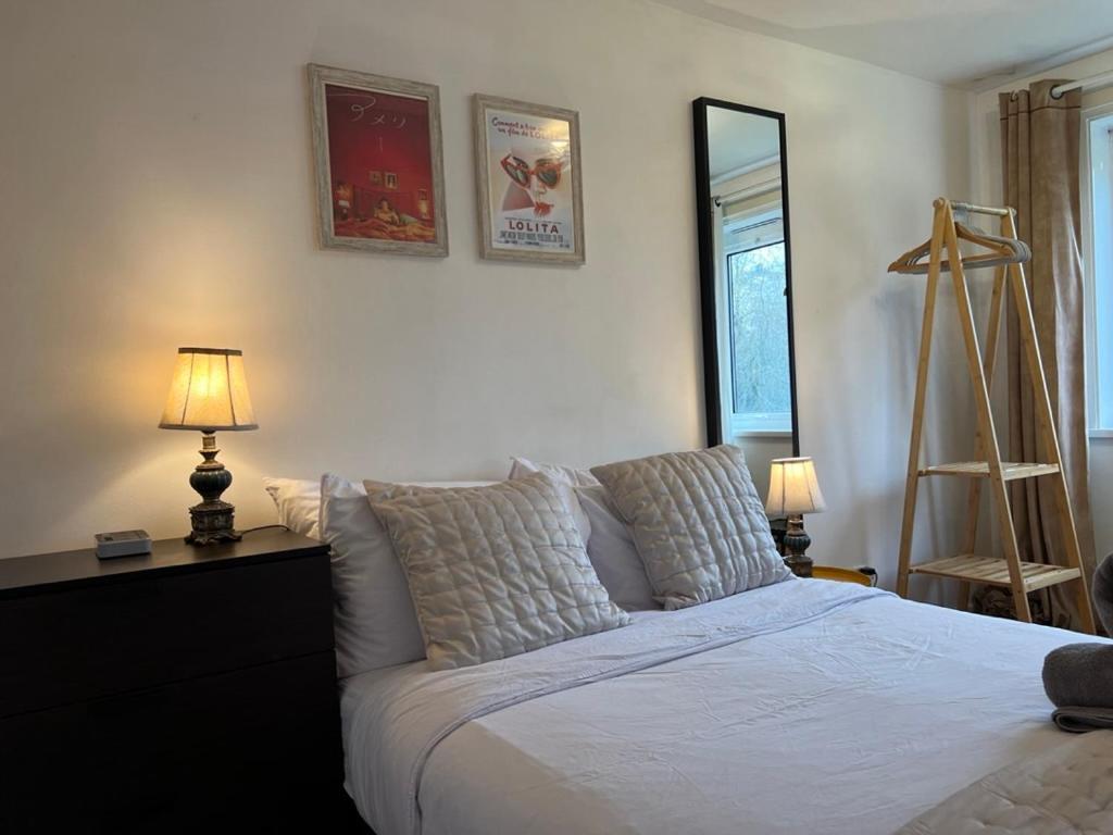 Great 2 Bedrooms Apartment 15 Mins From The Centre Londres Exterior foto